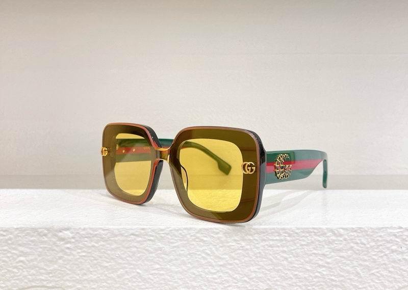 Gucci Sunglasses 494